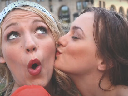 Leighton Meester and Blake Lively in Gossip Girl, Paris, France