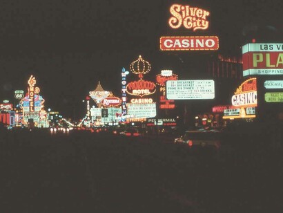 La strada dei Casinò di Las Vegas di notte, Nevada, US