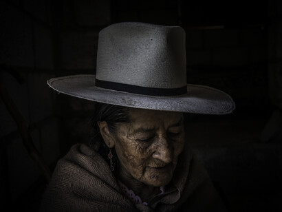 Artesanas de la parroquia Güel (Fotografía del artista Ila Coronel)
