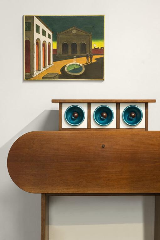 Ettore Sottsass, rare cabinet Barbarella, 1966, solid wood and white laminate, blue anodized aluminium, 30 x 110 x 39 cm. © Studio Charles Zana