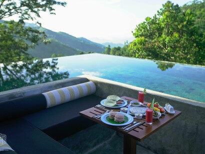 Lunchtime at Ella