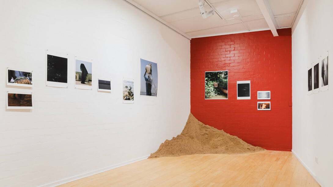 Lilah Benetti, Figa no face, exhibition view. Courtesy of Photo access