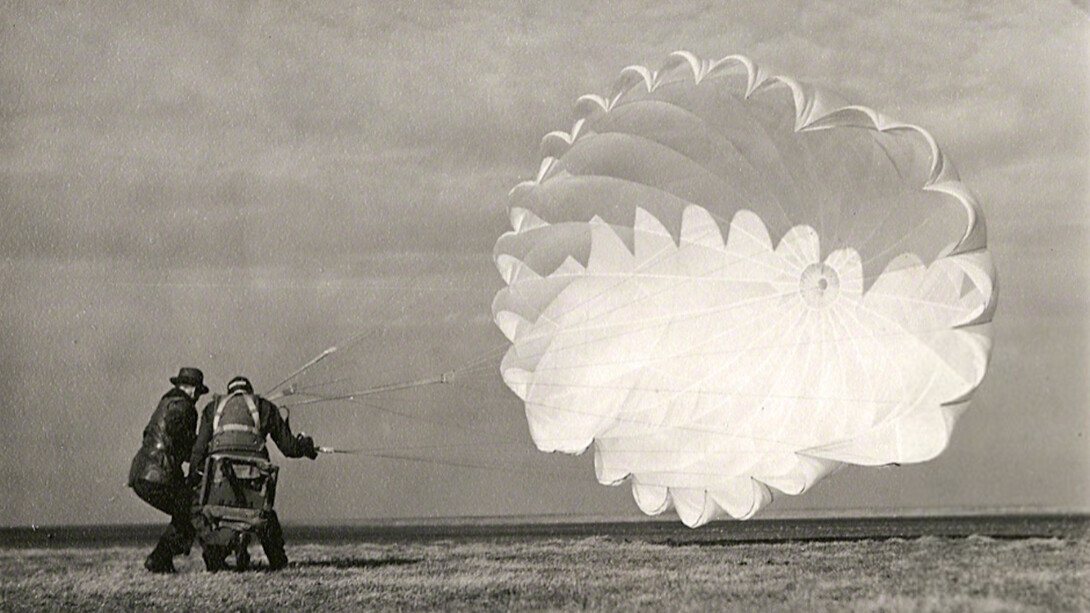 Margaret Bourke-White: Twenty Parachutes. Courtesy of Wirtz Art
