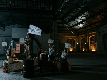 Onde é que vamos parar? Por este andar, ou o Luís começa realmente a trabalhar e a levar o país para a frente, ou receio bem que daqui a quatro anos, quem vai formar governo é o Ventura, acompanhado da sua cobaia e do restante da comitiva