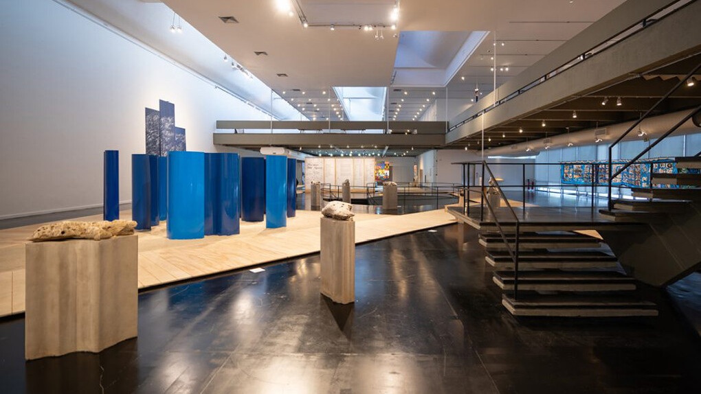 Formas das águas, vista da exposição. Cortesia do Museu de Arte Moderna do Rio de Janeiro