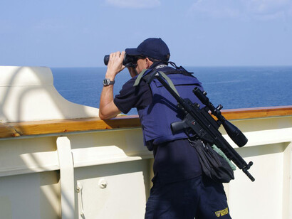 Vigilantes privados a bordo