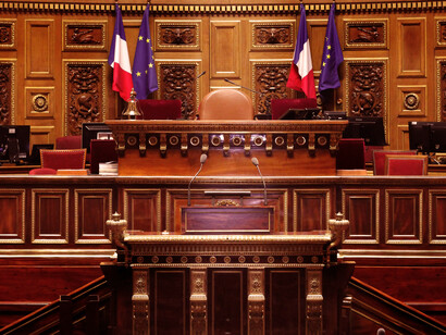 Parfois ce n’est pas le manque de preuves mais l’absence des vivants qui interrompt le procès