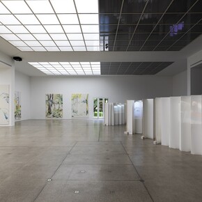 Ariane Mueller, Fish are folded into the sea just as the sea is folded into fish, exhibition view. Courtesy of Secession