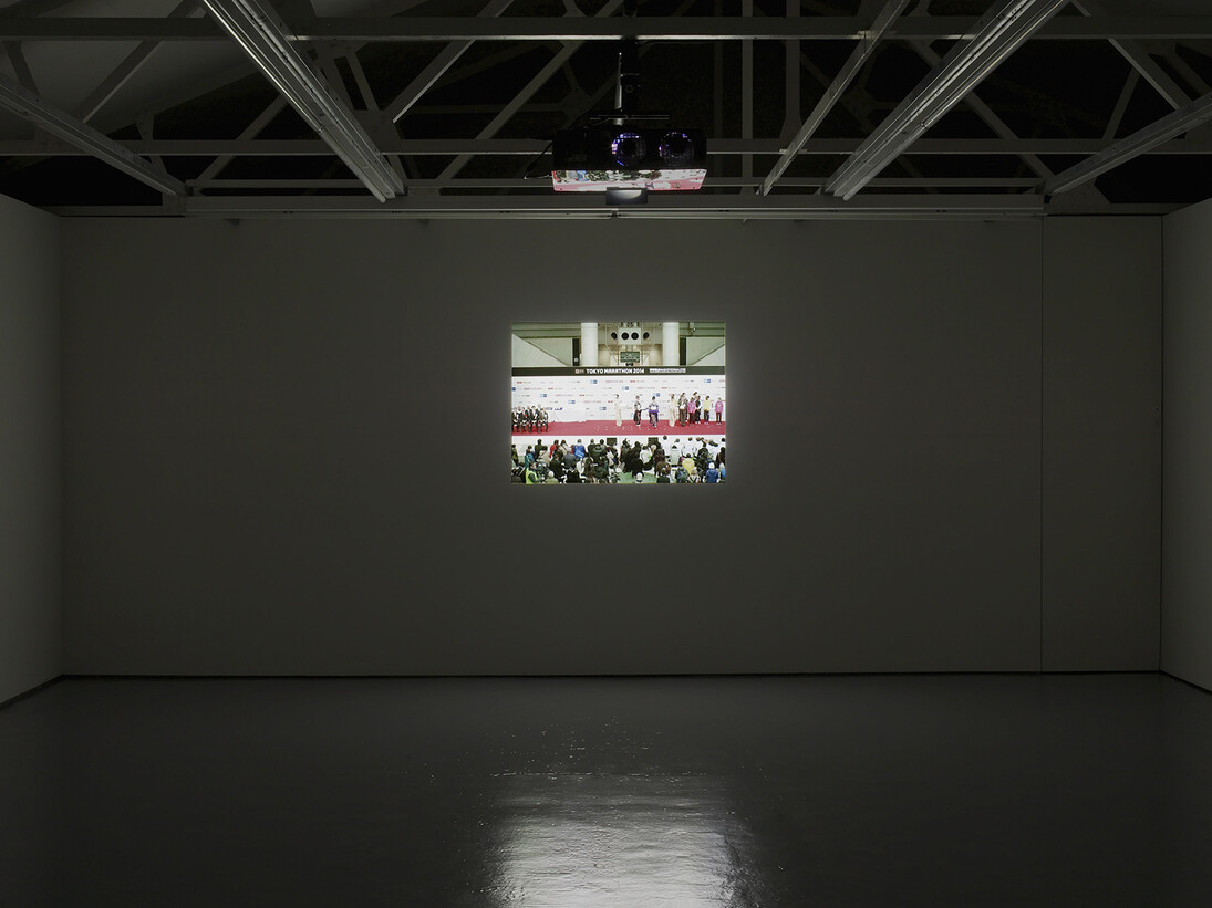 Gintaras Didžiapetris, 23, video, 5 minutes, 2014, exhibition view, Maureen Paley, London, 2015 © the artist, Courtesy Maureen Paley, London
