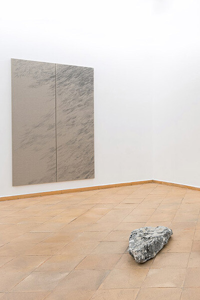 Joana Escoval, Ambientale, veduta della mostra. Cortesia di Vistamare