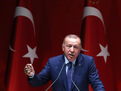 Una de las formas con las cuales se puede lograr el objetivo de los países atlantistas de mantener su hegemonía en las regiones de Asia Central y zonas aledañas es fortaleciendo las posiciones de su aliado islámico más importante que es Turquía
