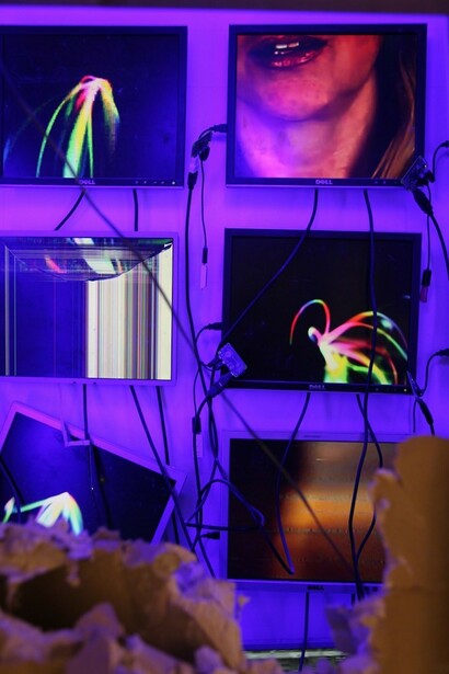 Chris Calderwood, exhibition view. Courtesy of The Residence Gallery