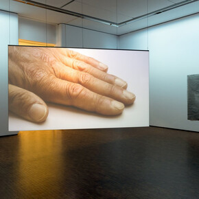 Pauline Hafsia M’barek, Entropic records, exhibition view. Courtesy of Museum Ludwig