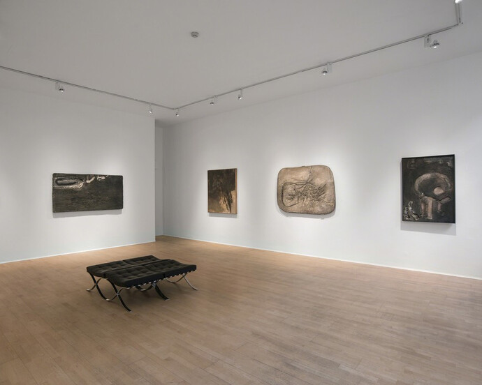 Robert Mallary, Exhibition view. Courtesy of The Mayor Gallery 