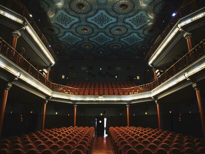 Patio de butacas en el Cine Doré