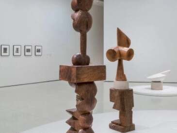 Installation view: Guggenheim Collection: Brancusi. Photo: David Heald