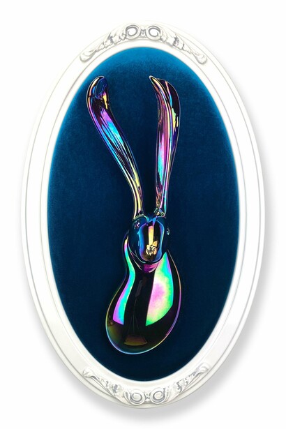 Hunt Slonem Nhean, 2021 Handblown Glass, Velvet, Ornate Wood Frame, 27 x 17 x 9 in