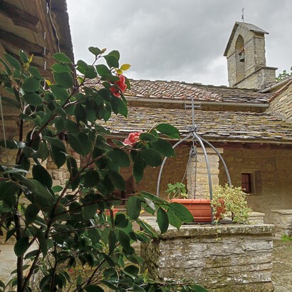 La tradizione ne attribuisce la fondazione a san Francesco d’Assisi, che avrebbe soggiornato nel luogo durante i suoi itinerari nell’Italia centrale. Sansepolcro, Toscana, Italia