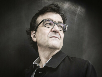 Javier Cercas, escritor español. El autor le hace al presidente más notable de Europa una pregunta que, hoy, expresa la preocupación más importante sobre el futuro de nuestro continente ©Patrick Fouque/Paris Match