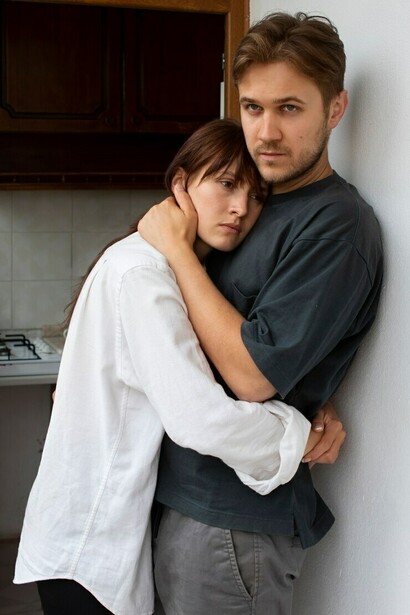 A couple coping with the emotional strain of separation anxiety