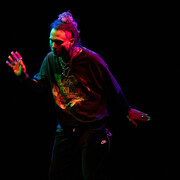 Je vis dans une maison qui n'existe pas. Avec l'aimable autorisation du Théâtre Le Quai