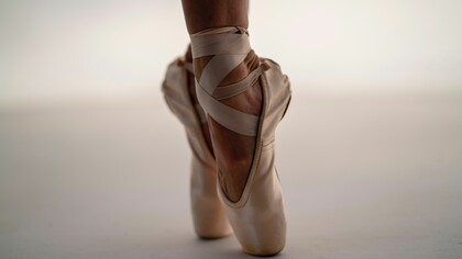 Nina Novak: guerra y danza