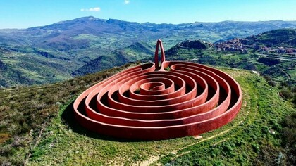 Italo Lanfredini, Labirinto di Arianna, Fiumara d'arte