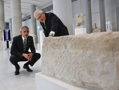 Na sua última viagem a Europa como Presidente dos EUA, Obama visitou o Museu da Acrópole 