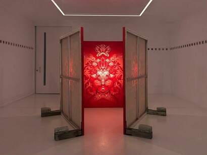 Juan Francisco Casas, La noche sexual, vista de exhibición. Cortesía de la Galería Fernando Pradilla