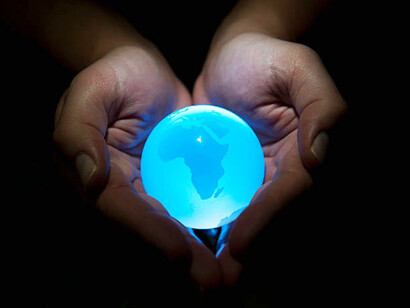 Il mondo in una bolla: questa condizione ci ha praticamente  rinchiusi in un universo spazio-temporale diverso da quello del resto del mondo