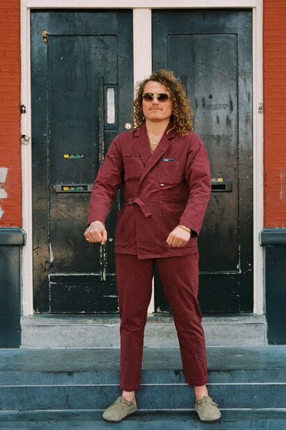 Suit designed by De Rrusie for the Bonne Suits label