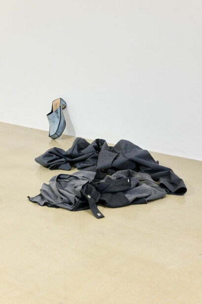 Silent spills I, exhibition view. Courtesy of Kunstraum Niederoesterreich