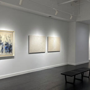 Various artists, Two X, exhibition view. Courtesy of Hemphill