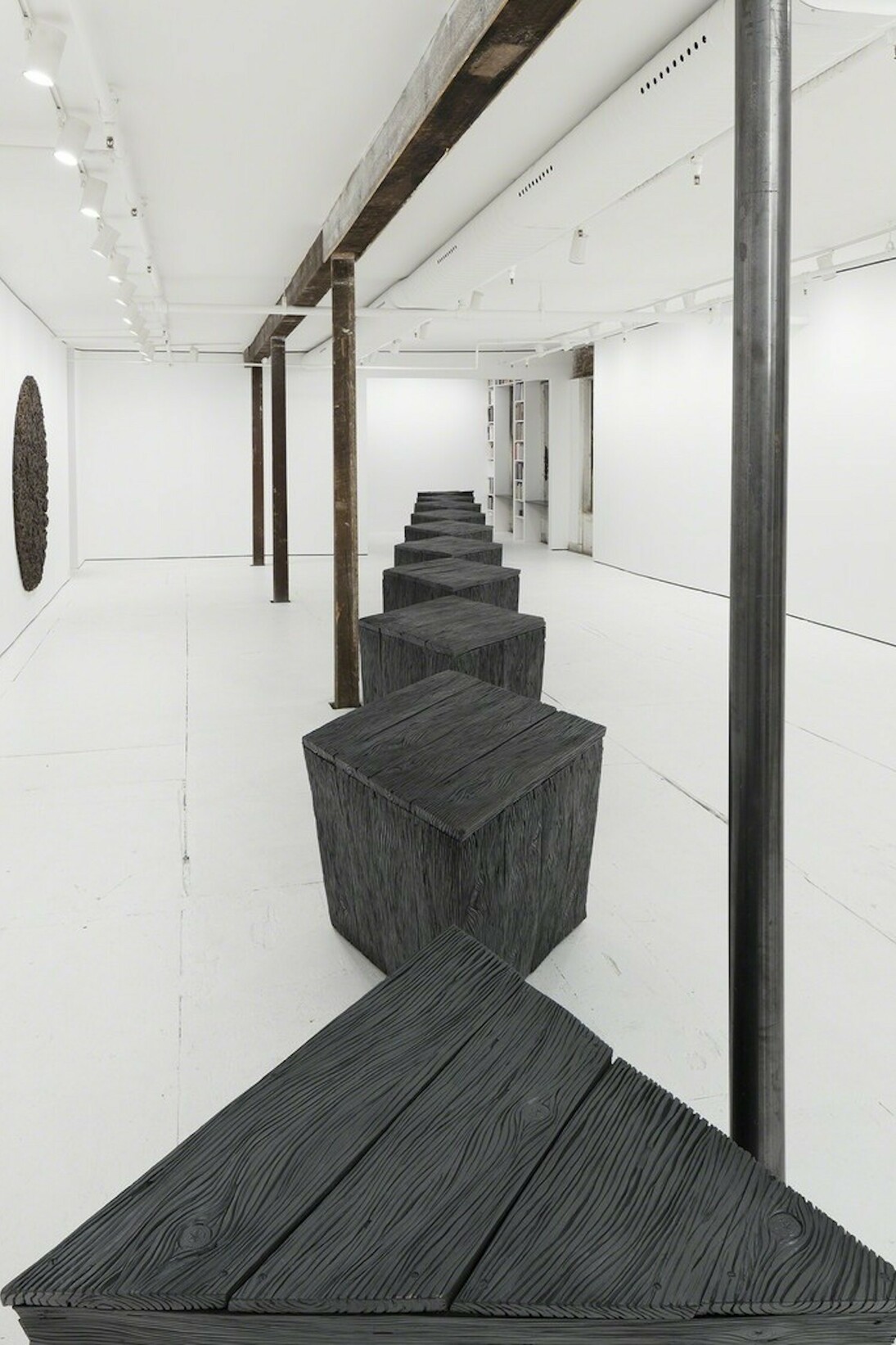 Endless, Exhibition view. Courtesy of Nathalie Karg Gallery