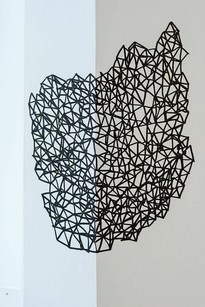 Graham Gussin, Configuration (Elements 1-7), 2014, Ink on walls , Dimension variable (Distributed throughout the gallery)