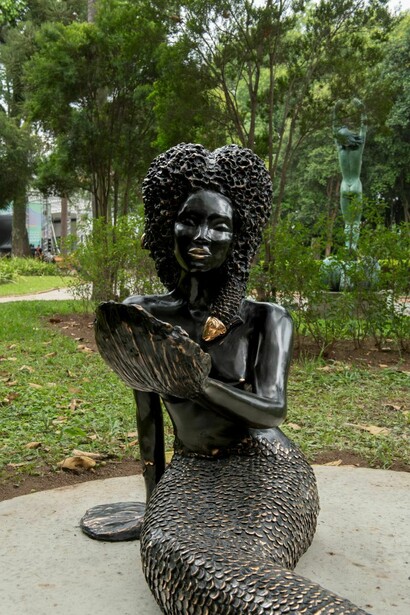 Various artists, Sculpture garden, exhibition view. Courtesy of Pinacoteca