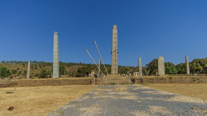 La Stele di Axum si trova oggi nella città di Axum, in Etiopia, restaurata e rialzata nel suo sito originario accanto ad altri obelischi del regno axumita
