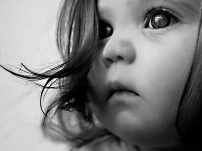 Crianças índigo é o termo utilizado pela parapsicologia para descrever crianças especiais