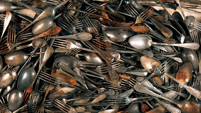 Arman, Artériosclérose, 1961, Accumulation of forks and spoons in box, 47.5 x 72.5 x 7.5 cm