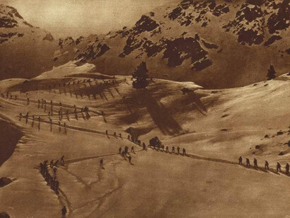 Esercitazione di reparti skiatori