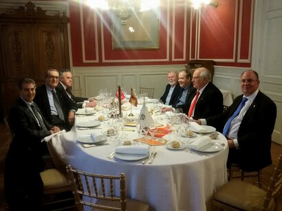 Los miembros del club rotario Puerta del Sol se reúnen en el Casino de Madrid