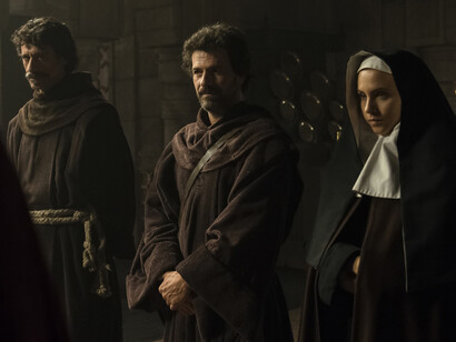 El Ministerio del Tiempo. Roces con la Iglesia
