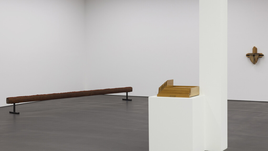 Roman Ondak, Perfect Society. Courtesy of Esther Schipper