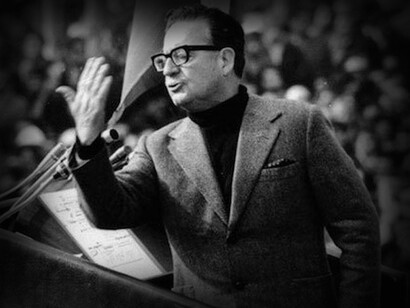 Salvador Allende​​ fue un médico cirujano y político socialista chileno, presidente de Chile  hasta el día de su muerte el 11 de septiembre de 1973