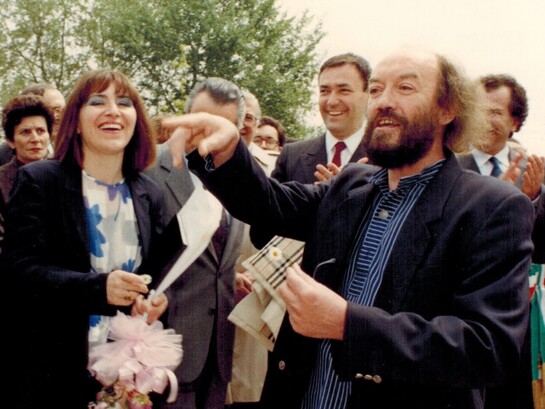 In primo piano Claude Rahir durante l'inaugurazione di Parco della Pace, 30 aprile 1988, Ravenna, Italia. Foto di Giorgio Biserni