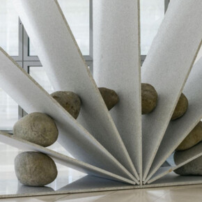 Jose Dávila (*1974),Pendulum, 2017