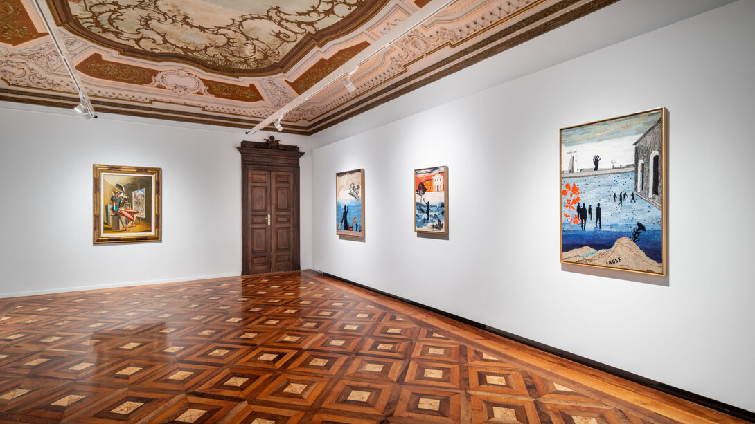 Giorgio de Chirico, Enigma contemporaneo, veduta della mostra. Cortesia di Mazzoleni