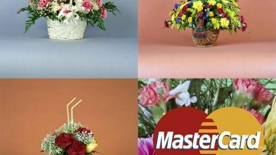 John Waters, Hetero Flower Shop (detail), 2009, 10 C-prints, je 35,6 x 35,6 cm, 14 x 14 inches each, 194,3 x 87,6 cm (framed), 76 1/2 x 34 1/2 inches (framed), copyright John Waters, courtesy the artist / Sprüth Magers Berlin London / Marianne Boesky Gallery, New York