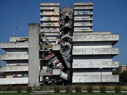 La rinascita di quartieri come Scampia oggi fa meno notizia