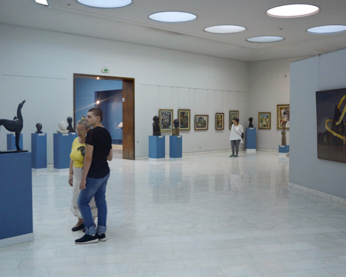 The Romanian Modern Art Gallery. Courtesy of National Museum of Art of Romania
